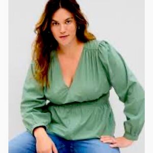Women's Green V-Neck Blouse